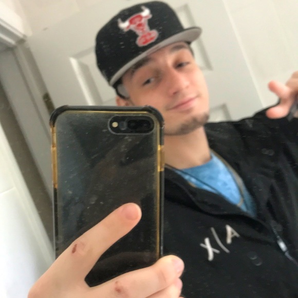 Hi I’m Kevin! I got a real nice closet, but no car. Come make some offers! - Picture 2 of 5